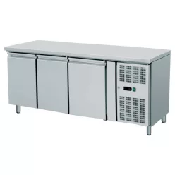 Hűtött munkaasztal - AMITEK AKS3104TN