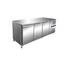 Mélyhűtött munkaasztalok - 3 ajtó 465 liter 700Sr