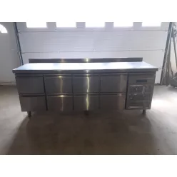 Ginox 8 fiókos hűtőtt munkaasztal